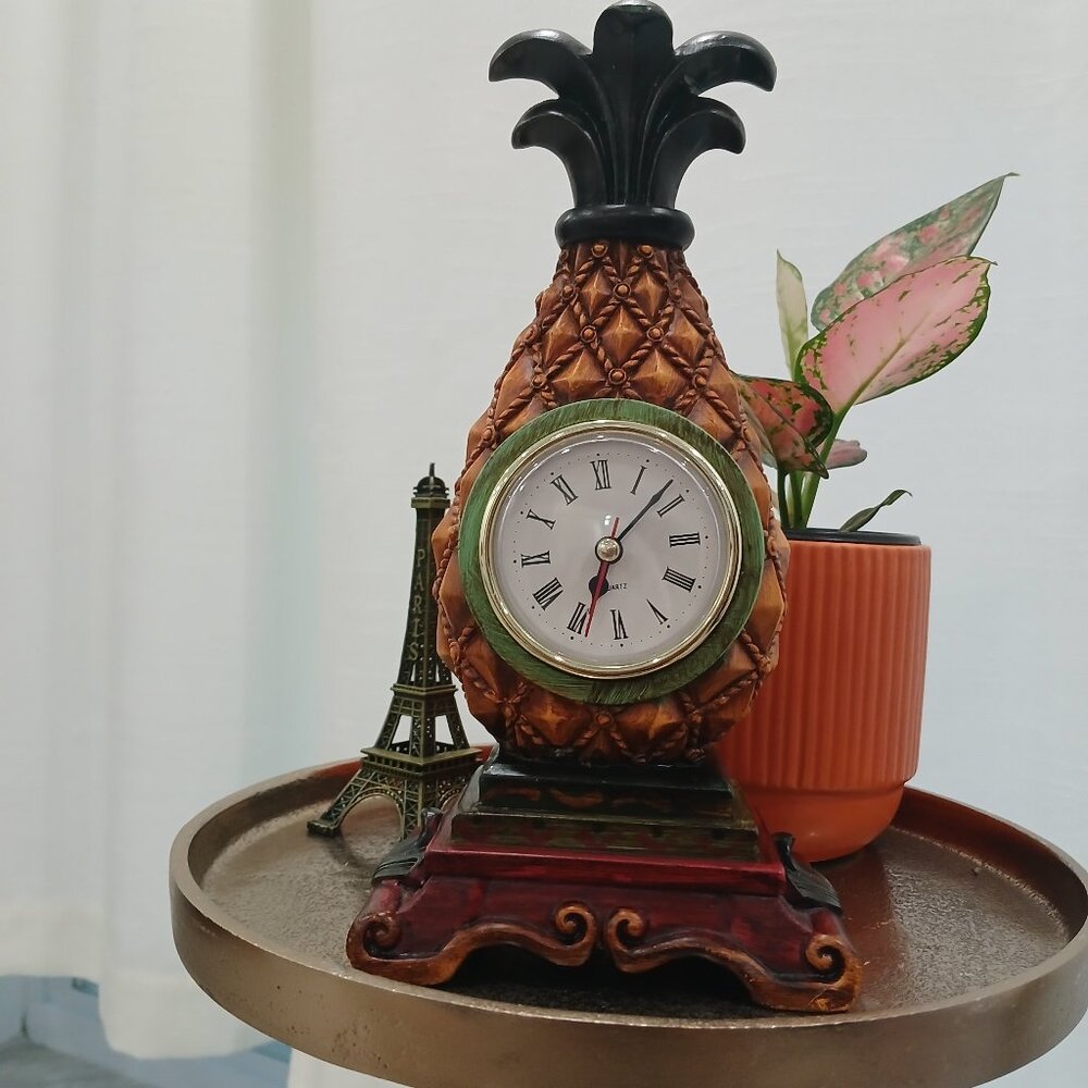 Table Clock
